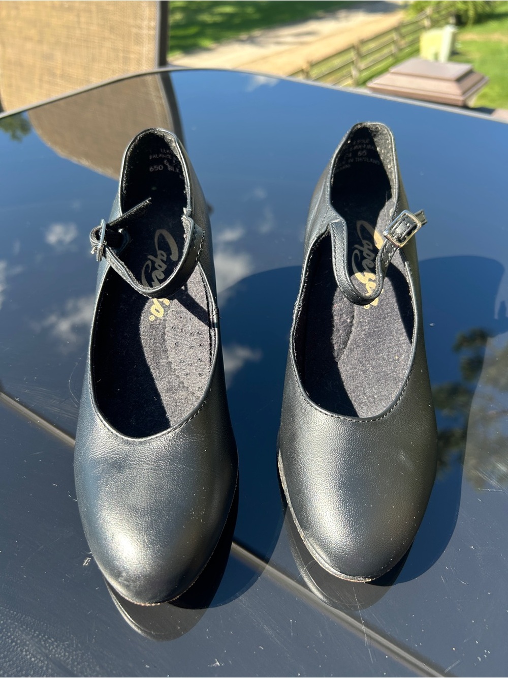 Capezio Women's 2" Student Footlight Character Shoe.  Womens size 6.5